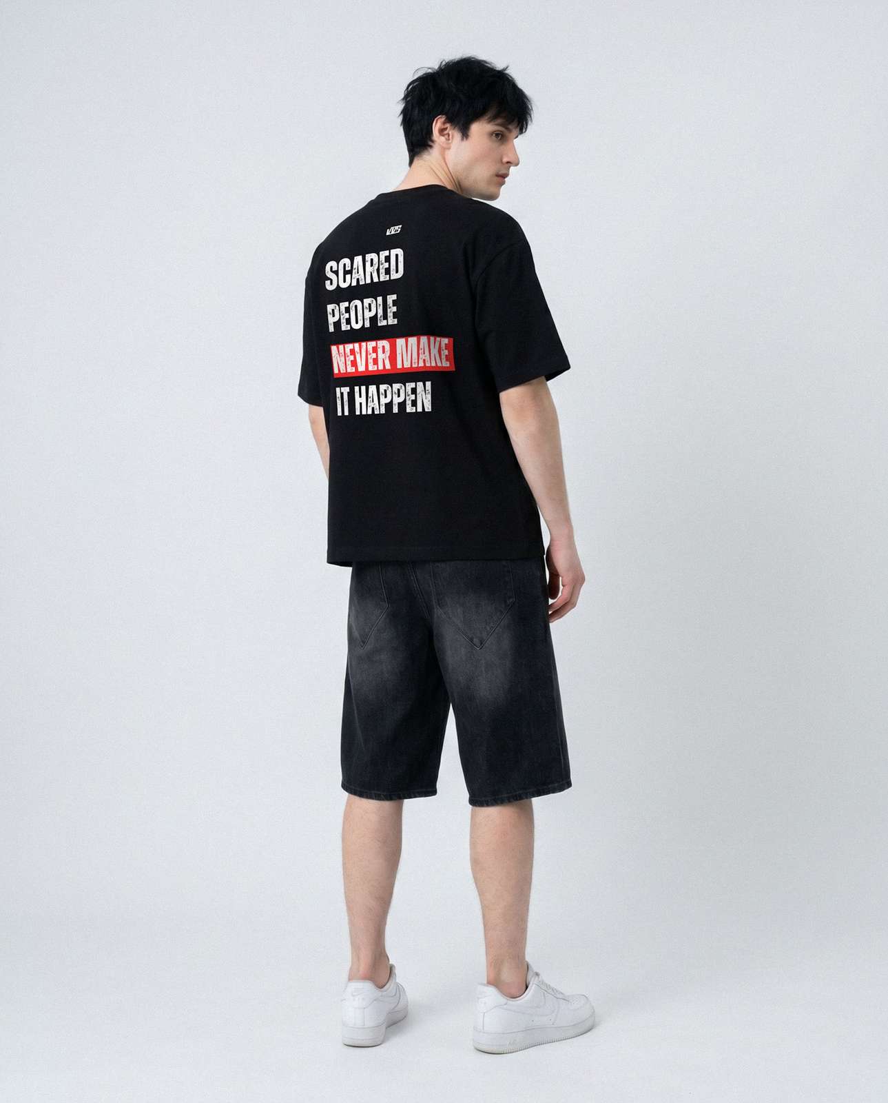 T-SHIRT BLACK - Scared People Never Make It Happen